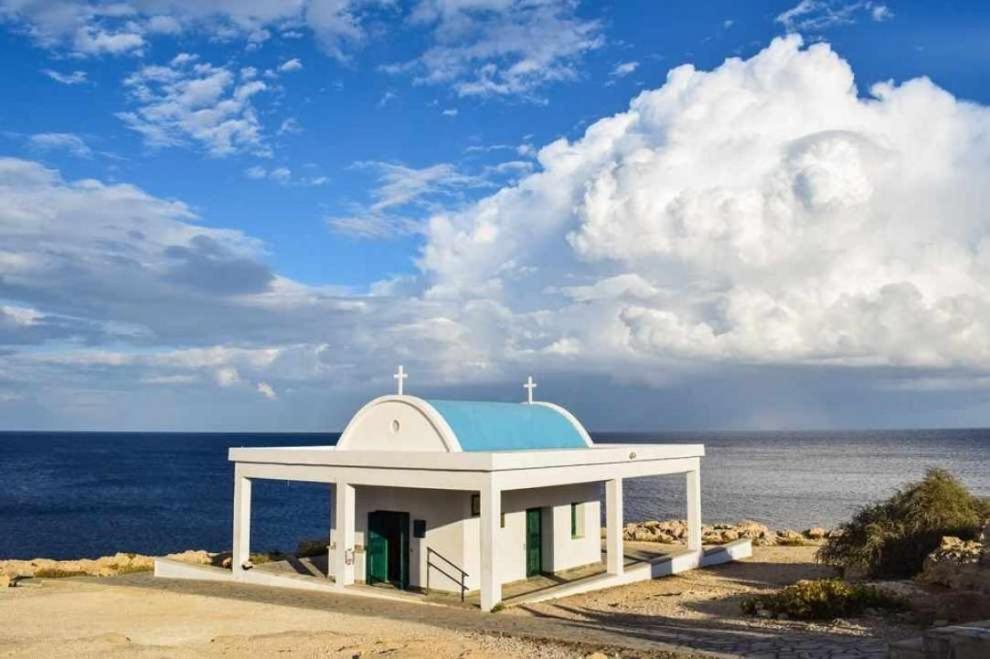 My Holiday Айя-Напа Экстерьер фото