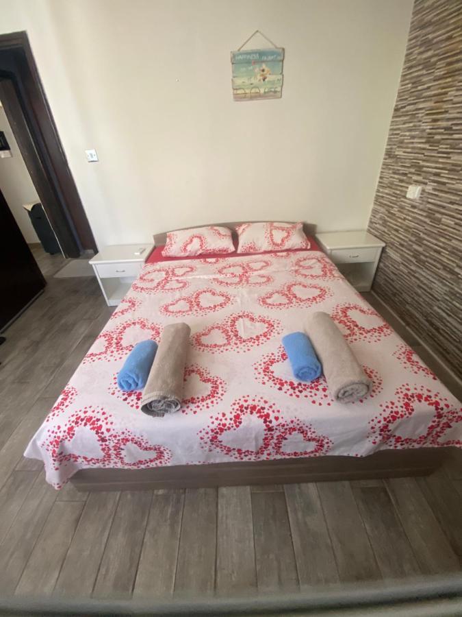 My Holiday Айя-Напа Экстерьер фото